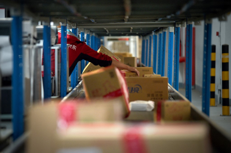 Un entrepot de JD.com à Beijing, en 2024 (illustration) ( AFP / WANG ZHAO )