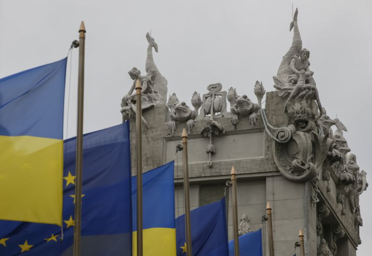 POUR POLOGNE ET LITUANIE, L'UKRAINE MÉRITE LE STATUT DE CANDIDATE À L'UE