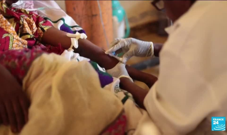 L'OMS pour un déploiement massif du 1er vaccin antipaludique chez les enfants
