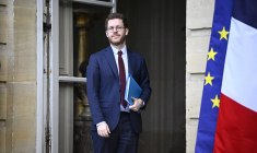 David Amiel à Paris, le 26 mars 2026. ( AFP / JULIEN DE ROSA )