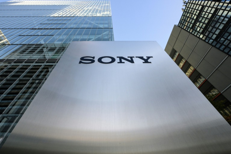Sony a annoncé une hausse du prix de plusieurs modèles de sa console de jeux vidéo PlayStation 5 (PS5) sur certains marchés ( AFP / Richard A. Brooks )
