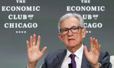 Le président de la Fed Jerome Powell, à Chicago, le 16 avril 2025 ( AFP / KAMIL KRZACZYNSKI )