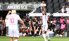 Grâce à Oivier Giroud, Lille croque Angers
