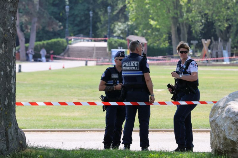 Photo de l'endroit d'une attaque au couteau à Annecy