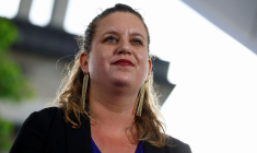 Mathilde Panot (LFI), assiste à un rassemblement politique à Montreuil