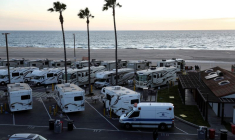 Un parking pour véhicules récréatifs