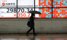 LA BOURSE DE TOKYO TERMINE EN BAISSE