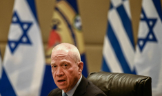 Yoav Gallant à Athènes, le 4 mai 2023. ( AFP / ANGELOS TZORTZINIS )