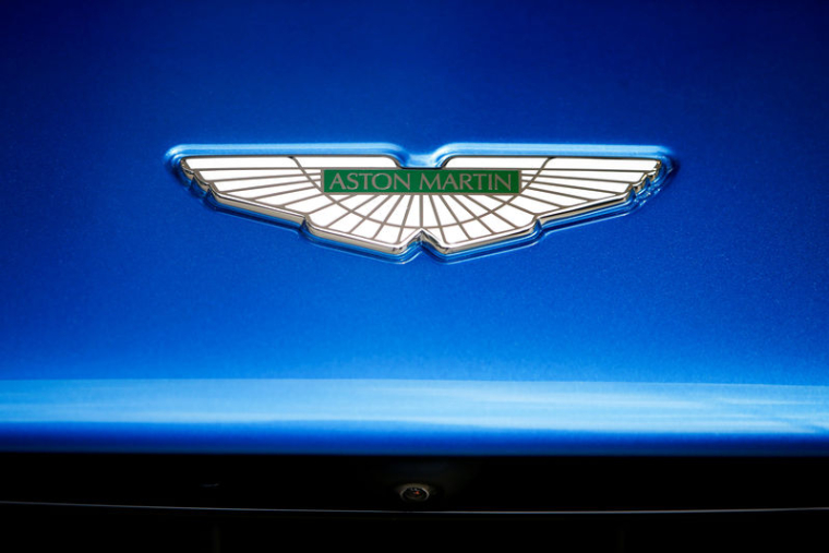 ASTON MARTIN FIXE À 19 LIVRES PAR ACTION LE PRIX DE SON IPO