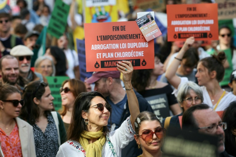 Manifestation pour le climat et la justice sociale à Paris, le 28 septembre 2025 ( AFP / Thomas SAMSON )