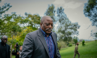 L'ancien président de la RDC, Joseph Kabila, lors d'une rencontre avec des dirigeants de diverses confessions religieuses dans l'une de ses résidences à Goma, le 29 mai 2025 ( AFP / Jospin Mwisha )
