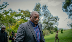 L'ancien président de la RDC, Joseph Kabila, lors d'une rencontre avec des dirigeants de diverses confessions religieuses dans l'une de ses résidences à Goma, le 29 mai 2025 ( AFP / Jospin Mwisha )