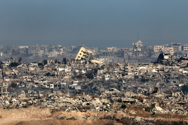 Les destructsions dans la bande de Gaza vues du sud d'Israël, le 20 mai 2025 ( AFP / Jack GUEZ )
