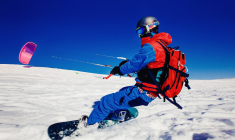 Les remontées mécaniques des stations de ski restent à l'arrêt en février 2021. crédit photo : Parilov/Shutterstock / Parilov