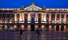 Dans certains quartiers, les prix peuvent dépasser les 6.000 euros du m2 à Toulouse. (© G. Gobet / AFP)