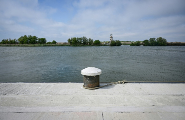 Le quai modernisé de Sulina, après trois années de travaux, le 8 mai 2026, en Roumanie ( AFP / Daniel MIHAILESCU )