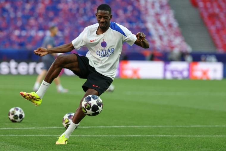 L'attaquant vedette du PSG Ousmane Dembélé à l'entraînement, le 29 mai 2026 à Budapest ( AFP / FRANCK FIFE )