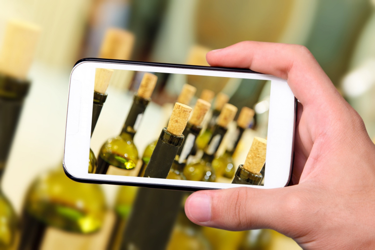 Vin : offrez-vous une cave connectée (Crédits photo : Shutterstock)