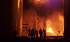 Un dépot pétrolier en feu, en Russie, le 15 février 2024 (illustration) ( TELEGRAM / @gubernator_46 / HANDOUT )