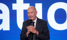 Le ministre de l'Industrie Roland Lescure