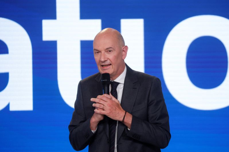 Le ministre de l'Industrie Roland Lescure