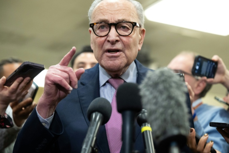 Le chef de la minorité démocrate au Sénat américain, Chuck Schumer, à Washington, le 16 décembre 2025 ( AFP / SAUL LOEB )
