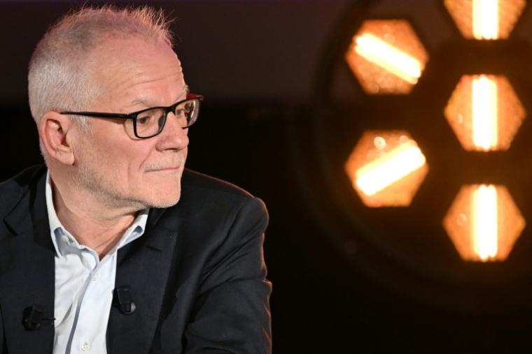 Le délégué général du Festival, Thierry Frémaux, donne une conférence de presse pour annoncer la sélection officielle de la 78e édition du Festival de Cannes, au cinéma UGC Montparnasse à Paris, le 10 avril 2025 ( AFP / Bertrand GUAY )