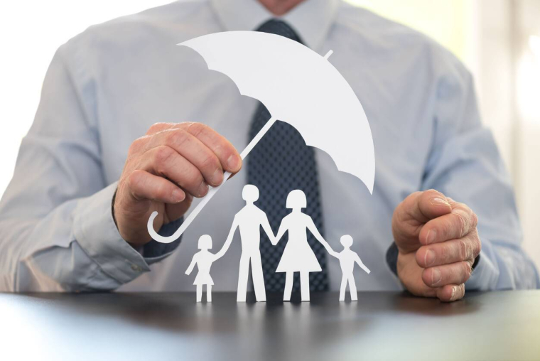 Quelles sont les idées reçues sur l'assurance vie ? / iStock.com - thodonal