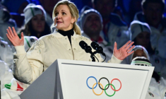 La présidente du CIO Kirsty Coventry sexprimant lors de la cérémonie de clôture des JO de Milan Cortina, le 22 février 2026 à Vérone ( AFP / Stefano RELLANDINI )
