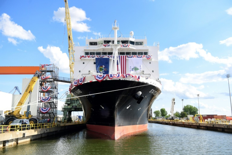 Le navire-école State of Maine, lancé le 26 août 2025, a été fabriqué dans le chantier naval du groupe sud-coréen Hanwha à Philadelphie (Pennsylvanie) ( AFP / Matthew Hatcher )