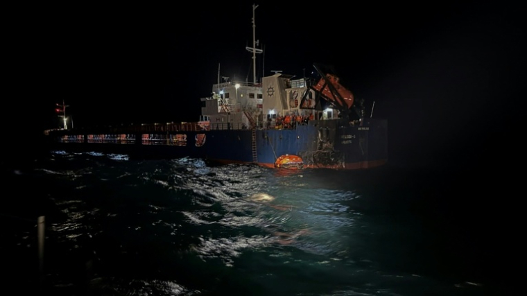 Photographie fournie par le ministère de l'Intérieur bulgare le 13 octobre 2026 du cargo ukrainien Chelsea 3 ( MINISTRY OF INTERIOR OF BULGARIA / HANDOUT Ministry of Interior Bulgaria )