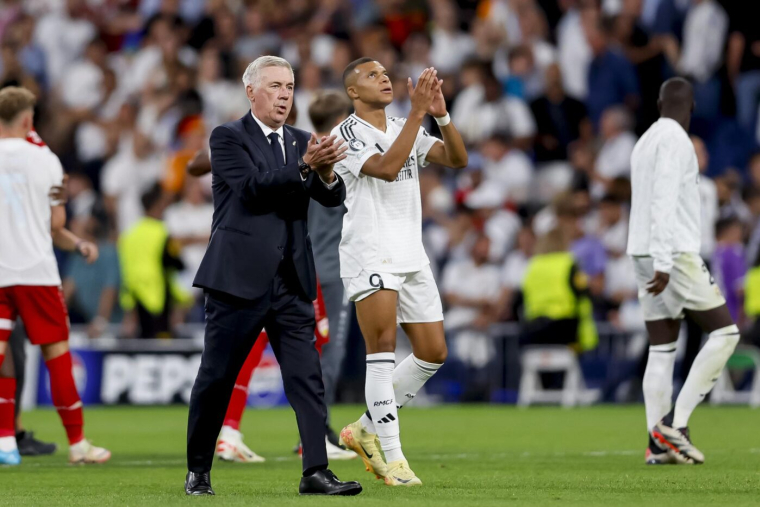 Ancelotti vole à la rescousse de Tchouaméni et encense Mbappé