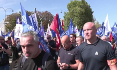 Plus d'un millier de policiers dans les rues de Paris pour dénoncer le manque de moyens