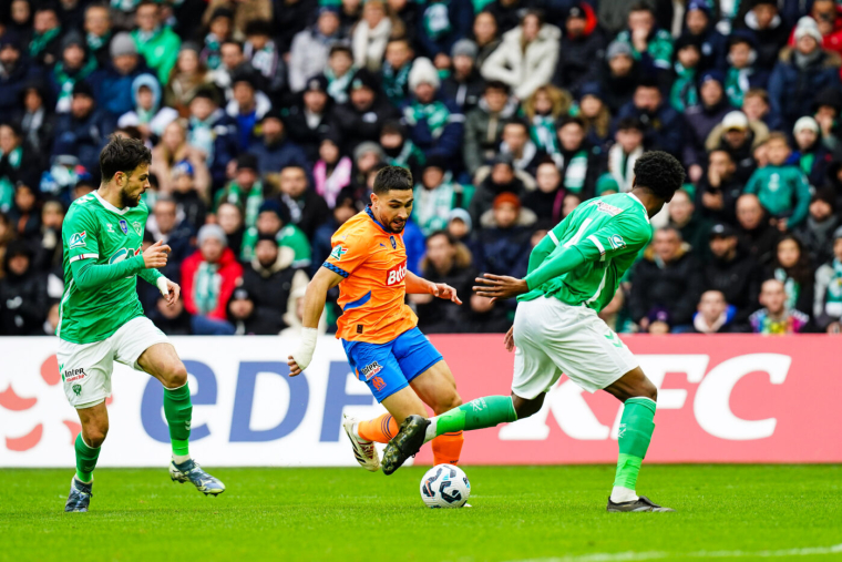 Neal Maupay chambre (encore)