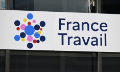 Le nombre d’inscrits à France Travail a poursuivi au troisième trimestre sa lente progression entamée en 2024 ( AFP / Jean-Christophe VERHAEGEN )
