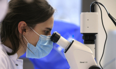 ( AFP / FREDERICK FLORIN )