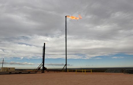 LES BANQUES EUROPÉENNES FINANCENT DE NOUVEAUX PROJETS DE PÉTROLE ET GAZ MALGRÉ L'AIE