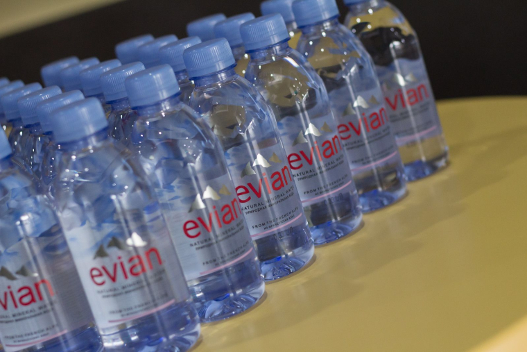 DANONE EVIAN (Crédit: Daria Shmal / Flickr)