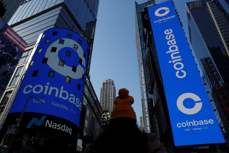 COINBASE VALORISÉE PRÈS DE 100 MILLIARDS DE DOLLARS POUR SES DÉBUTS EN BOURSE