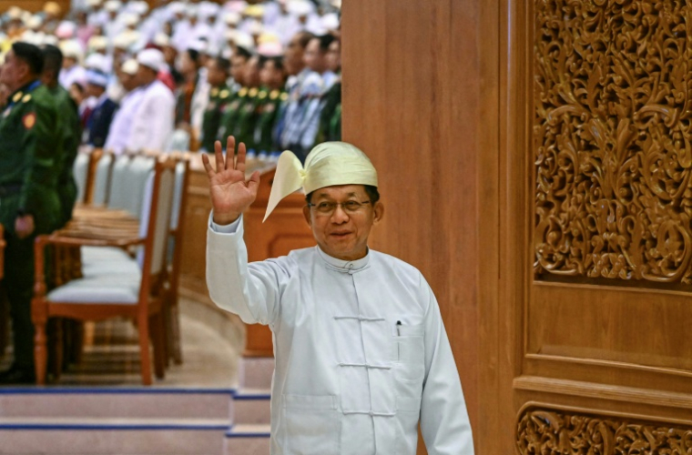 L'ancien chef de la junte birmane Min Aung Hlaing, après avoir prêté serment comme président dans la capitale Naypyidaw, le 10 avril 2026 ( AFP / Sai Aung MAIN )
