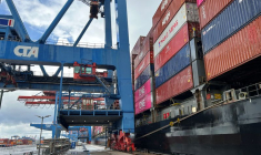 Terminal à conteneurs du port de Hambourg