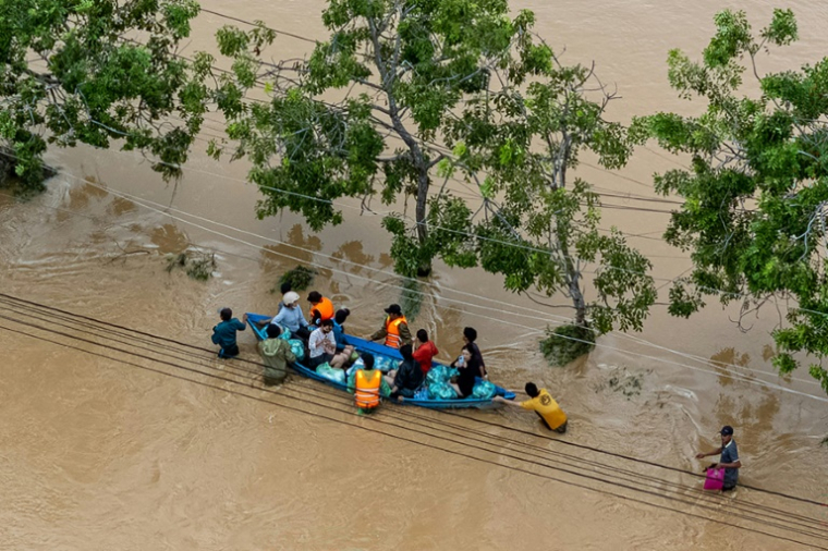 Inondation dans la ville de Phan Rang, dans le sud du Vietnam, le 21 novembre 2025 ( AFP / Bao Quan )