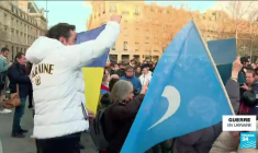 Invasion militaire russe en Ukraine : des rassemblements contre la guerre partout dans le monde