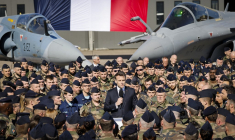 Emmanuel Macron à Saint-Saveur, le 18 mars 2025. ( POOL / LUDOVIC MARIN )
