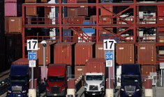 Des conteneurs, dans le port de Los Angeles, en mars 2026 (illustration) ( GETTY IMAGES NORTH AMERICA / JUSTIN SULLIVAN )