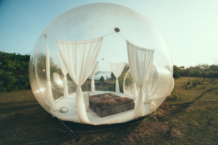 Le glamping : une nouvelle façon de partir en vacances (Crédits photo : Shutterstock)