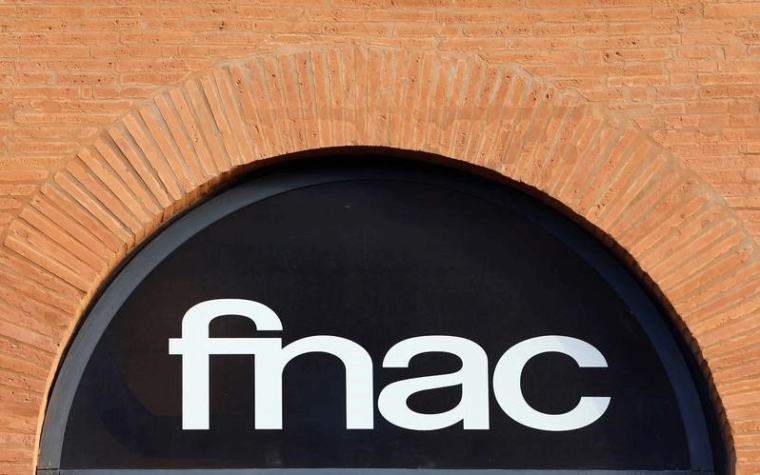 FNAC VISE PLUS DE CLIENTS AVEC UNE CARTE UNIVERSELLE DE PAIEMENT