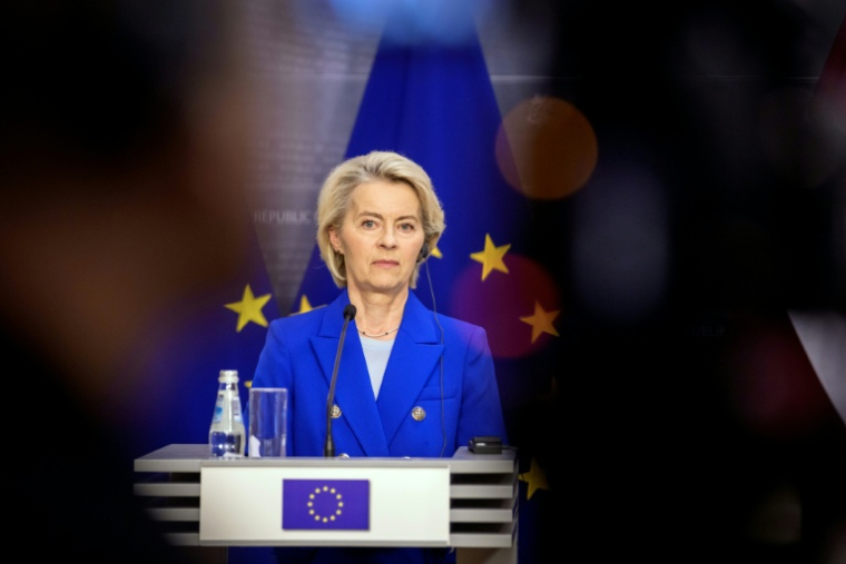 La présidente de la Commission européenne, Ursula von der Leyen, à Riga, le 29 août 2025 ( AFP / Gints Ivuskans )