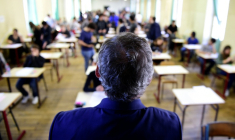 La situation des enseignants français est "préoccupante" pour l'OCDE, qui publie mardi sa dernière étude internationale Talis sur l'enseignement et l'apprentissage ( AFP / MARTIN BUREAU )