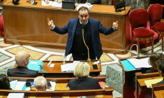 Le Premier ministre Sébastien Lecornu parle à l'Assemblée nationale, sur le budget de l'Etat 2026, peu avant son adoption définitive, le 2 février 2026 ( AFP / Bertrand GUAY )